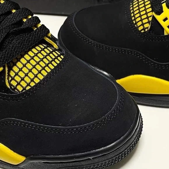 Air Jordan Retro 4 Thunders Black/Yellow - Picture 6 of 6